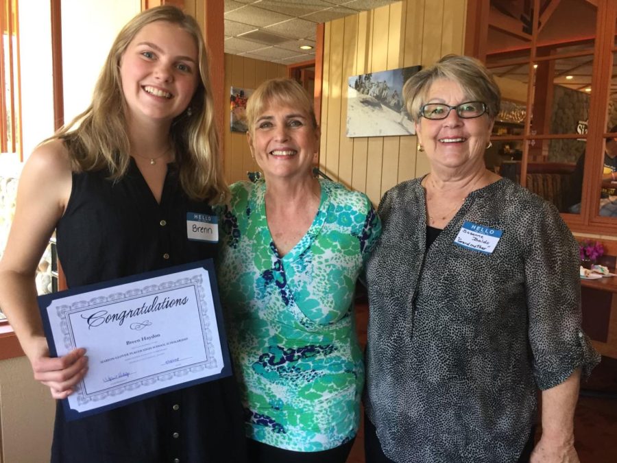 Soroptimist+member%2C+Kristi+Maclntosh%2C+gives+Placer+High+student+scholarship